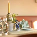 Gasthof Glocke Weingut Und 3*