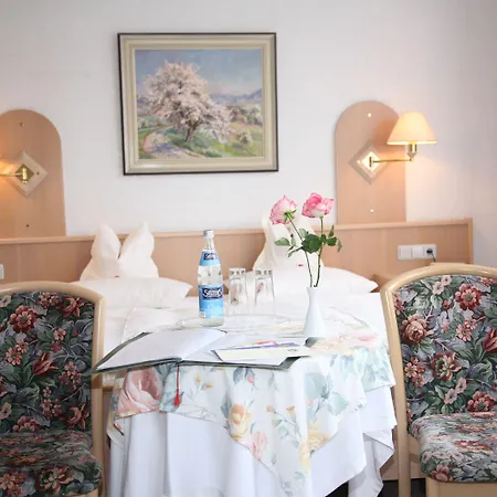 Glocke Weingut Und Guest house Rothenburg ob der Tauber