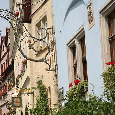 Guest house Glocke Weingut Und 3*